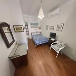 Family House In The Old Center Apartman *
