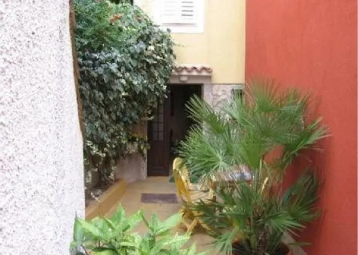 Family House In The Old Center Apartment